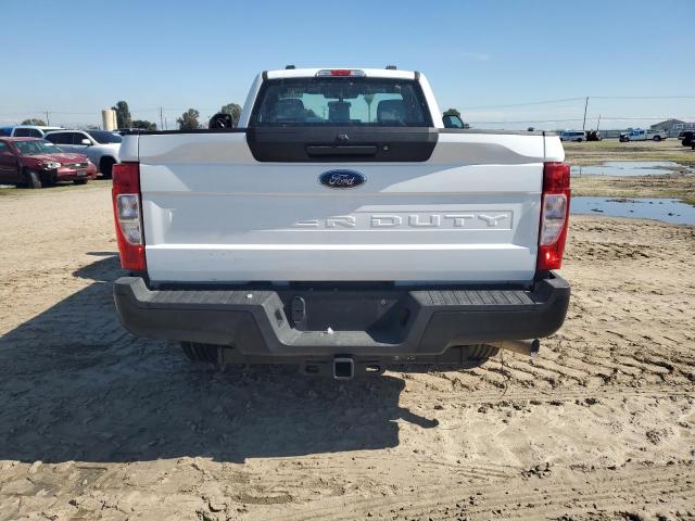 1FTBF2A66NEF83061 - 2022 FORD F250 SUPER DUTY WHITE photo 6