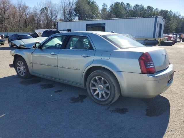 2C3LA63H86H211907 - 2006 CHRYSLER 300C SILVER photo 2