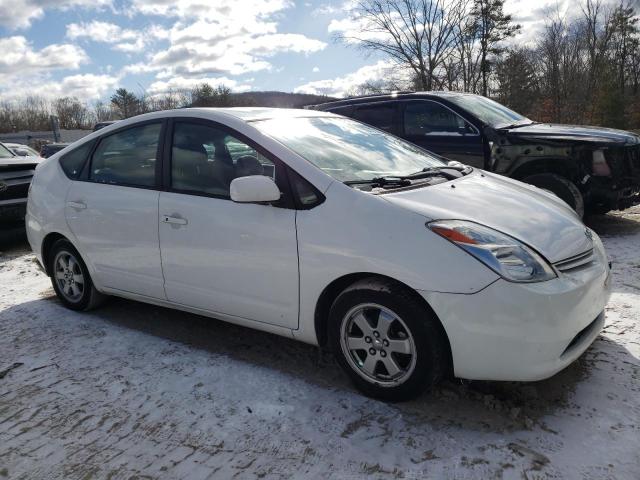 JTDKB20U853019032 - 2005 TOYOTA PRIUS WHITE photo 4