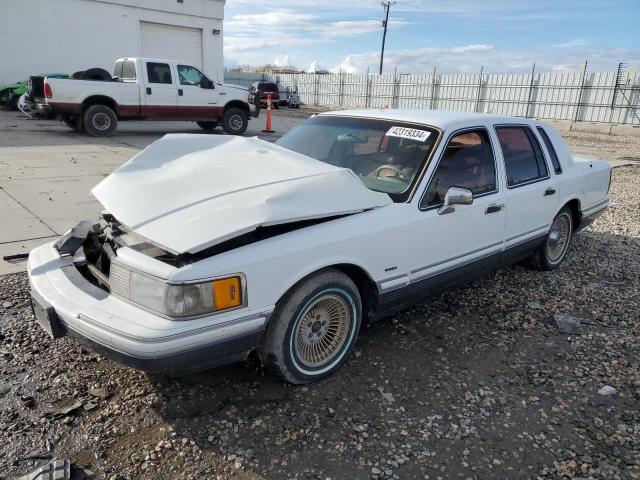 1991 LINCOLN TOWN CAR EXECUTIVE, 