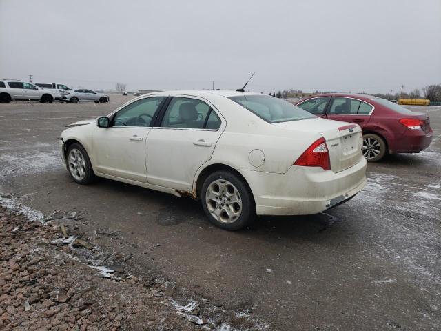 3FAHP0HA5BR159570 - 2011 FORD FUSION SE WHITE photo 2