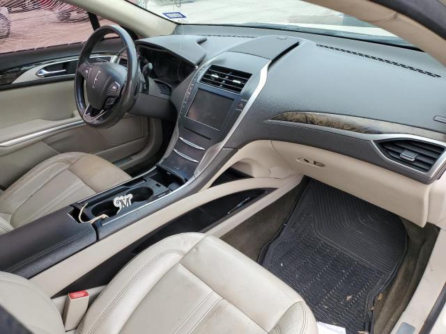 3LN6L2G95GR617319 - 2016 LINCOLN MKZ BEIGE photo 8