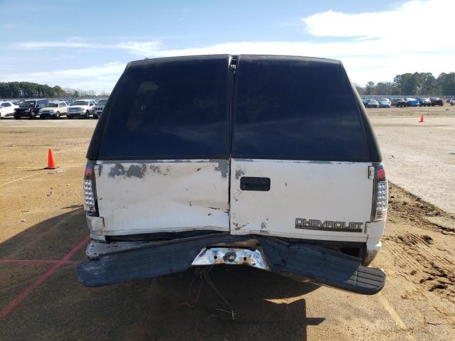 1GNEC16R2TJ426416 - 1996 CHEVROLET SUBURBAN C1500 WHITE photo 6