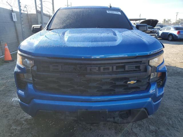 1GCPDBEK5NZ581880 - 2022 CHEVROLET SILVERADO K1500 CUSTOM BLUE photo 5