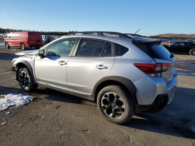 JF2GTABC4M8305240 - 2021 SUBARU CROSSTREK SILVER photo 2