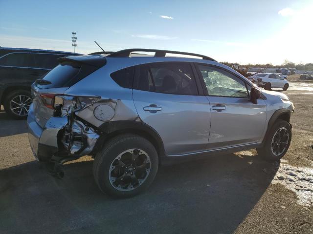 JF2GTABC4M8305240 - 2021 SUBARU CROSSTREK SILVER photo 3