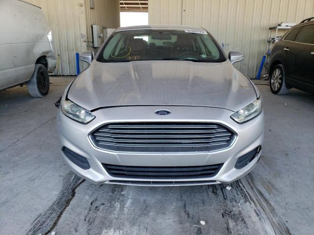 3FA6P0H72DR362317 - 2013 FORD FUSION SE SILVER photo 5