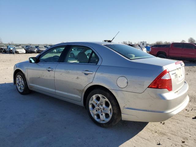 3FAHP0HA8AR127131 - 2010 FORD FUSION SE SILVER photo 2