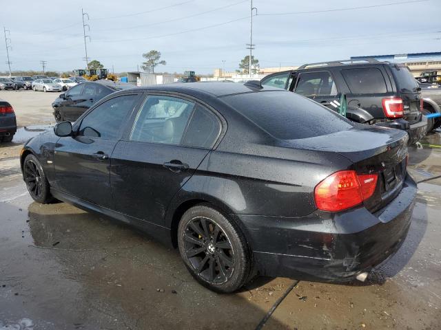 WBAPH7C59BE680961 - 2011 BMW 328 I BLACK photo 2