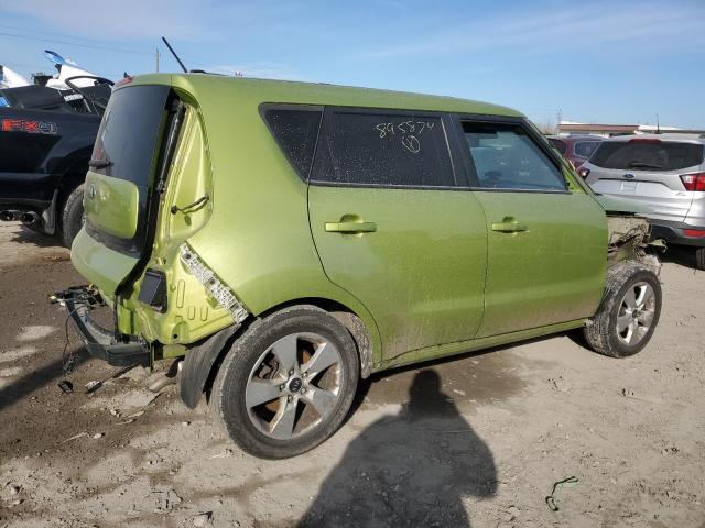 KNDJN2A24J7895874 - 2018 KIA SOUL GREEN photo 3