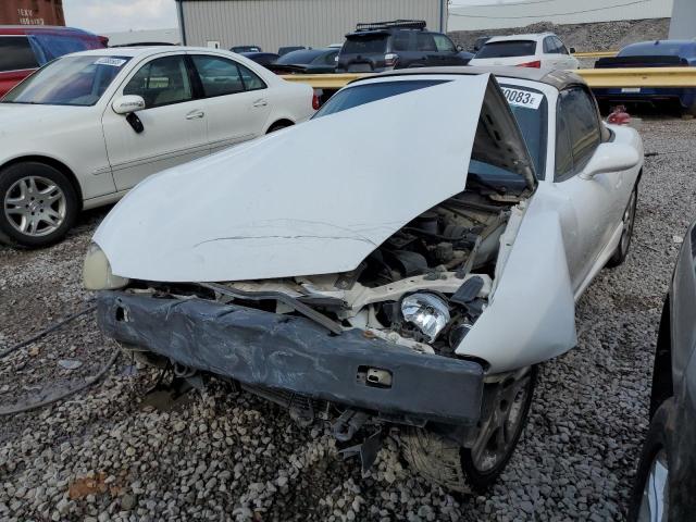 JM1NB353840401418 - 2004 MAZDA MX-5 MIATA BASE WHITE photo 1