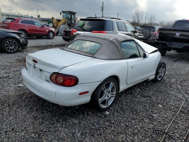 JM1NB353840401418 - 2004 MAZDA MX-5 MIATA BASE WHITE photo 3