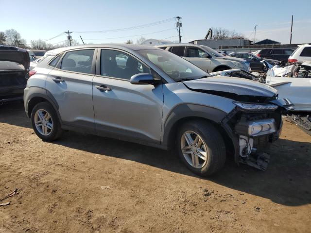 KM8K1CAA0MU709407 - 2021 HYUNDAI KONA SE GRAY photo 4