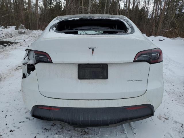 7SAYGDEE8NF548995 - 2022 TESLA MODEL Y WHITE photo 6