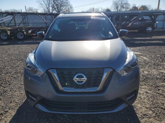 3N1CP5DV1LL531844 - 2020 NISSAN KICKS SR GRAY photo 5