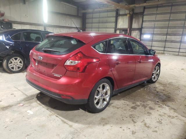 1FAHP3N2XCL445901 - 2012 FORD FOCUS TITANIUM RED photo 3