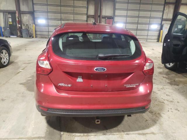 1FAHP3N2XCL445901 - 2012 FORD FOCUS TITANIUM RED photo 6