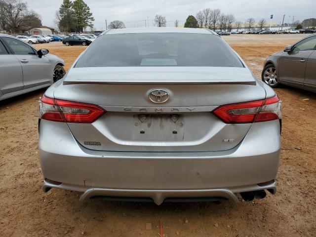 4T1B11HK5JU603789 - 2018 TOYOTA CAMRY L SILVER photo 6