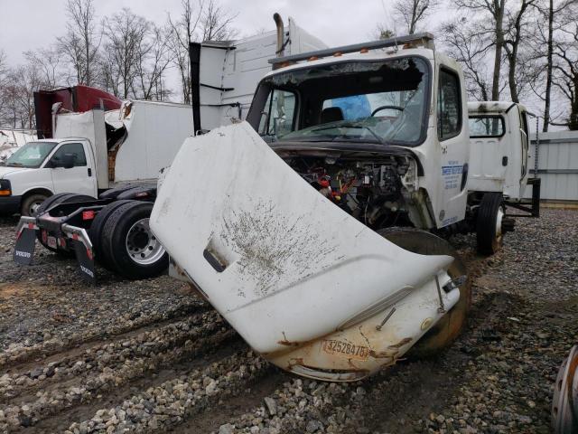 1FVACWDT3DHBZ1642 - 2015 FREIGHTLINER M2 106 MEDIUM DUTY WHITE photo 2