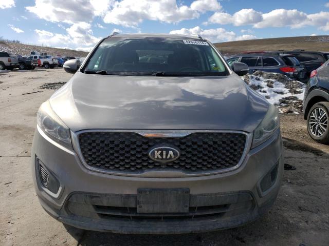 5XYPGDA34GG057154 - 2016 KIA SORENTO LX GRAY photo 5