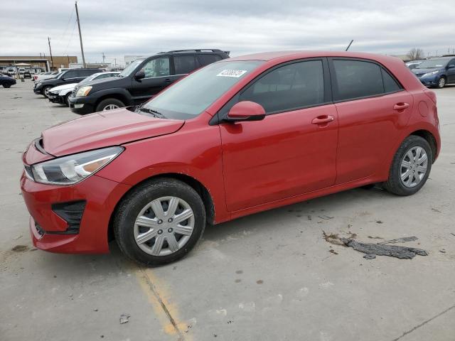 3KPA25AD5NE464848 - 2022 KIA RIO S RED photo 1