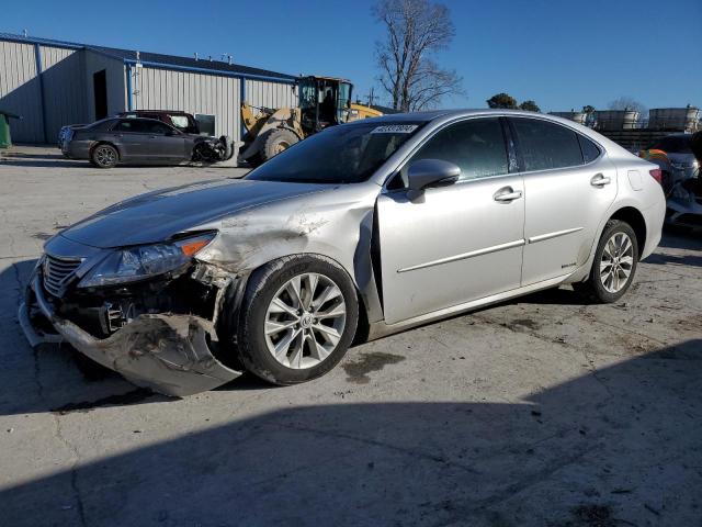 JTHBW1GG2E2064311 - 2014 LEXUS ES 300H SILVER photo 1