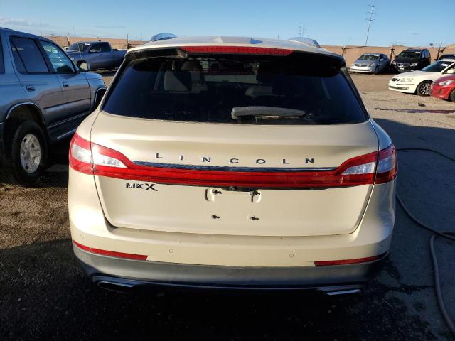 2LMPJ6JR7JBL37261 - 2018 LINCOLN MKX PREMIERE WHITE photo 6