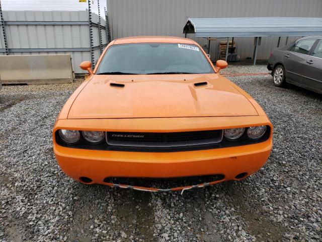 2C3CDYAG2CH128157 - 2012 DODGE CHALLENGER SXT ORANGE photo 5