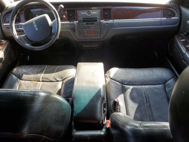 2LNBL8EV4BX757955 - 2011 LINCOLN TOWN CAR EXECUTIVE L BLACK photo 8