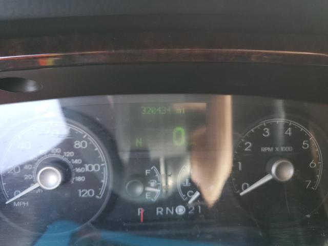 2LNBL8EV4BX757955 - 2011 LINCOLN TOWN CAR EXECUTIVE L BLACK photo 9