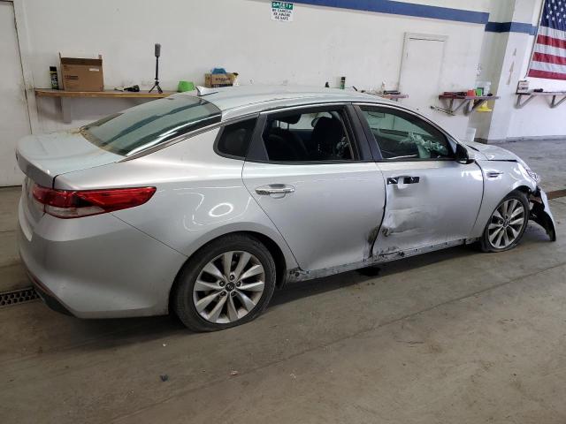 5XXGT4L3XGG044566 - 2016 KIA OPTIMA LX SILVER photo 3