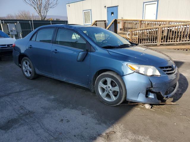 5YFBU4EE2DP190338 - 2013 TOYOTA COROLLA BASE BLUE photo 4