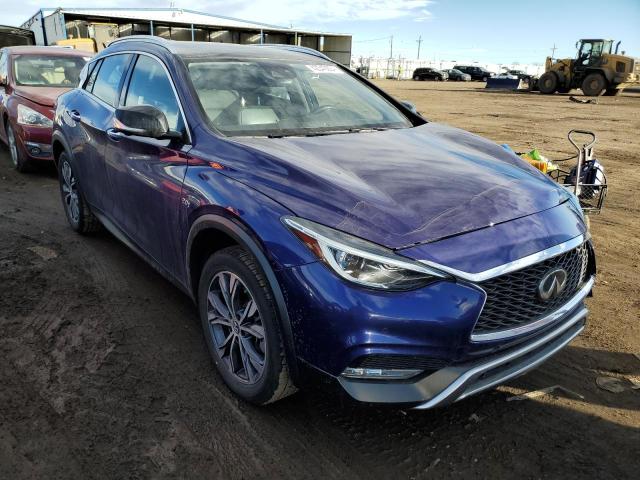 SJKCH5CR0JA040990 - 2018 INFINITI QX30 BASE BLUE photo 4