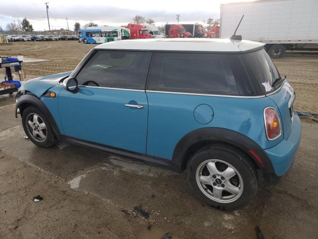 WMWMF335X9TW76277 - 2009 MINI COOPER BLUE photo 2