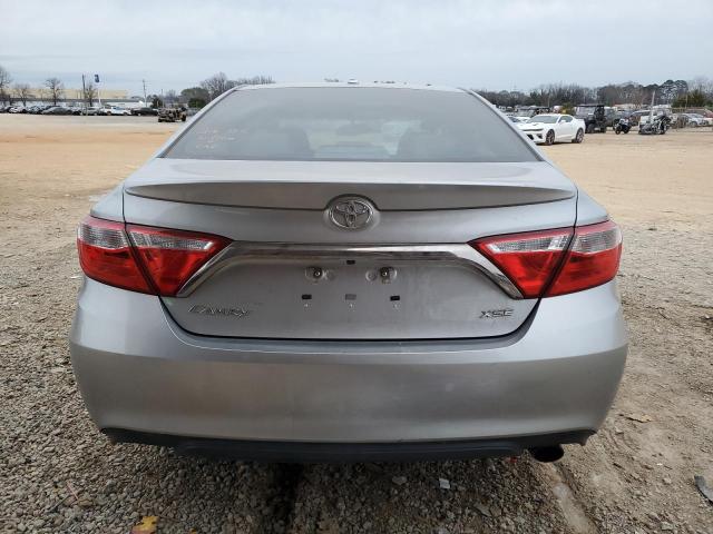 4T1BF1FK3HU749090 - 2017 TOYOTA CAMRY LE SILVER photo 6