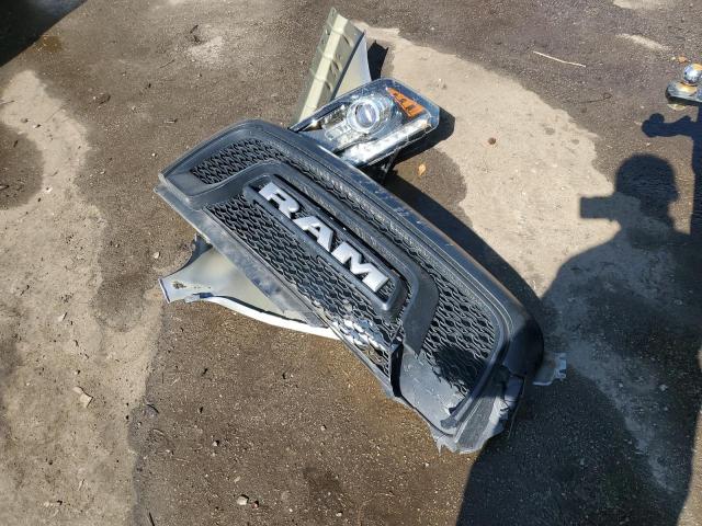 1C6RR7LT8KS699050 - 2019 RAM 1500 CLASS SLT 银色 照片 12