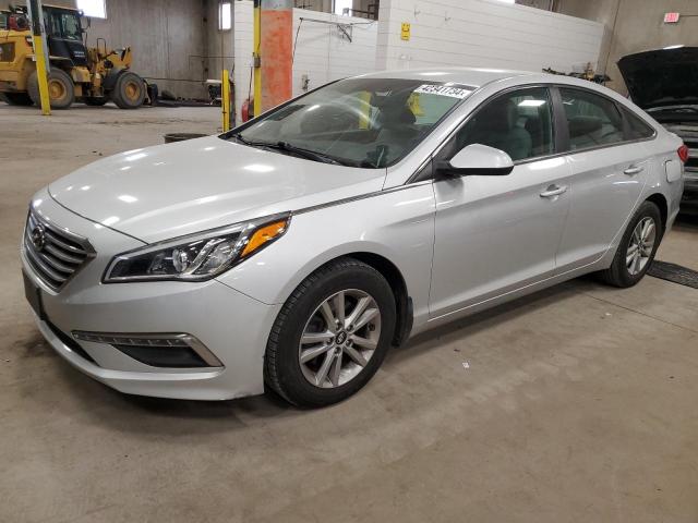 5NPE24AF5FH201768 - 2015 HYUNDAI SONATA SE SILVER photo 1