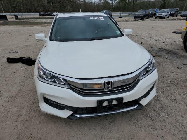 1HGCR2F89GA026503 - 2016 HONDA ACCORD EXL WHITE photo 5