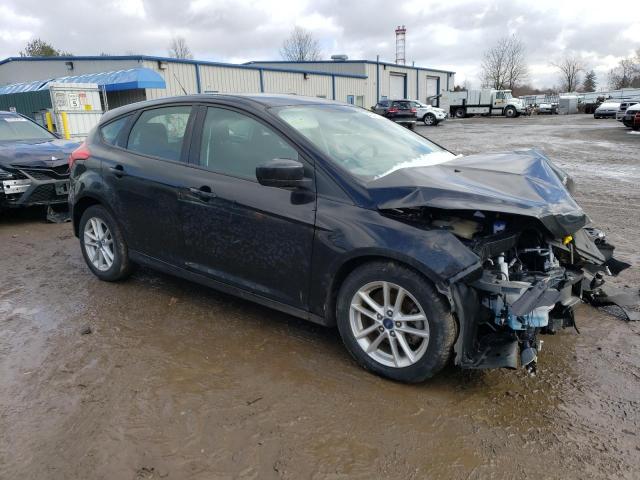 1FADP3K21JL329955 - 2018 FORD FOCUS SE BLACK photo 4