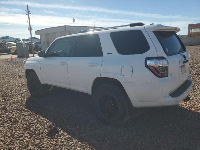 JTEBU5JR9K5698827 - 2019 TOYOTA 4RUNNER SR5 WHITE photo 2