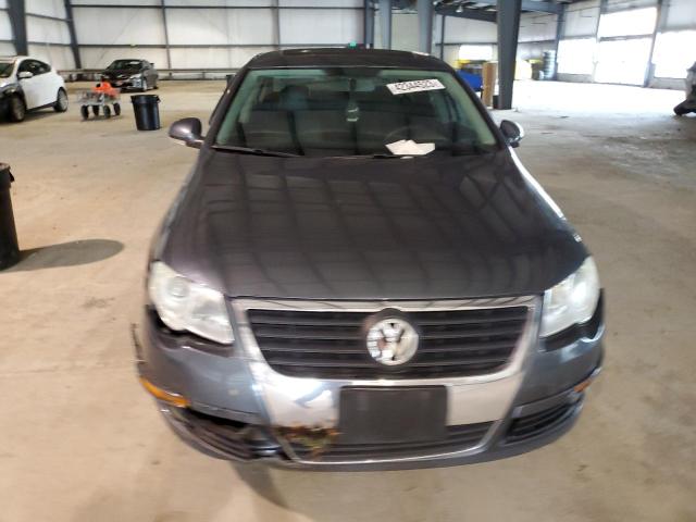 WVWJL7AN8AP020407 - 2010 VOLKSWAGEN PASSAT KOMFORT GRAY photo 5