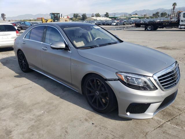 WDDUG7JBXFA108818 - 2015 MERCEDES-BENZ S 63 AMG GRAY photo 4