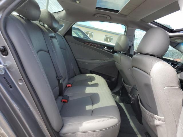 5NPEC4AB1DH579156 - 2013 HYUNDAI SONATA SE GRAY photo 10