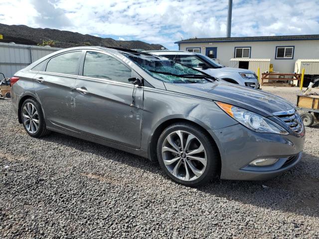 5NPEC4AB1DH579156 - 2013 HYUNDAI SONATA SE GRAY photo 4