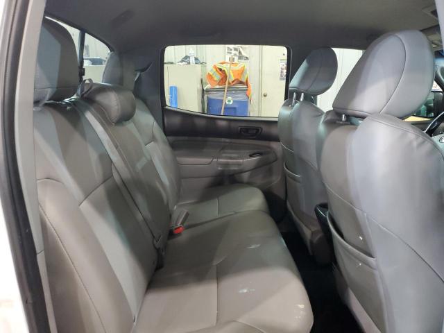 3TMLU4EN4FM170039 - 2015 TOYOTA TACOMA DOUBLE CAB 白色 照片 10