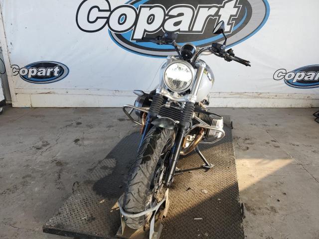 WB10L7300P6H49383 - 2023 BMW R NINE T SCRAMBLER BLACK photo 2