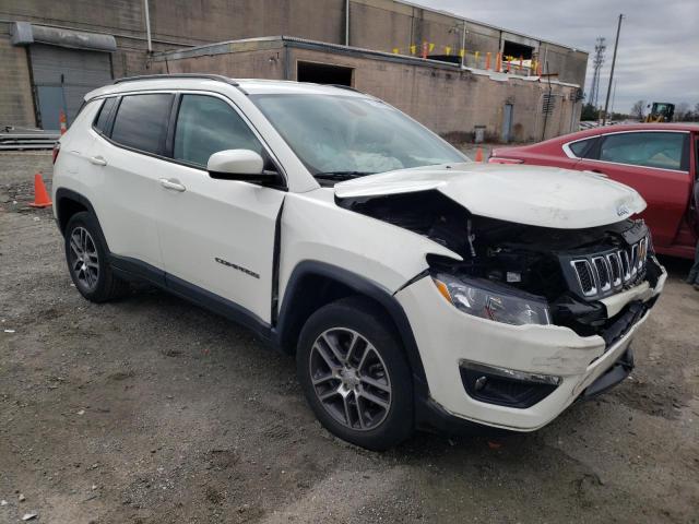 3C4NJDBB9KT754996 - 2019 JEEP COMPASS LATITUDE WHITE photo 4