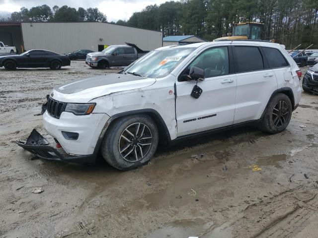 1C4RJFLT4KC849658 - 2019 JEEP GRAND CHER TRAILHAWK WHITE photo 1