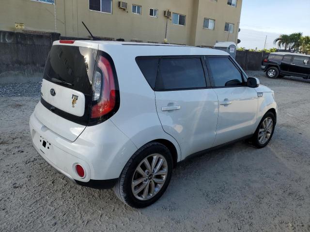 KNDJP3A55J7505780 - 2018 KIA SOUL + WHITE photo 3