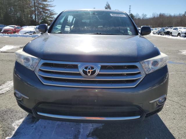 5TDBK3EH0DS270769 - 2013 TOYOTA HIGHLANDER BASE GRAY photo 5